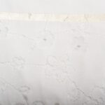 Λαδόπανο Βαπτιστικό με Δαντέλα Λουλούδι 3D Λευκό ή Εκρού για κορίτσι - Image 6